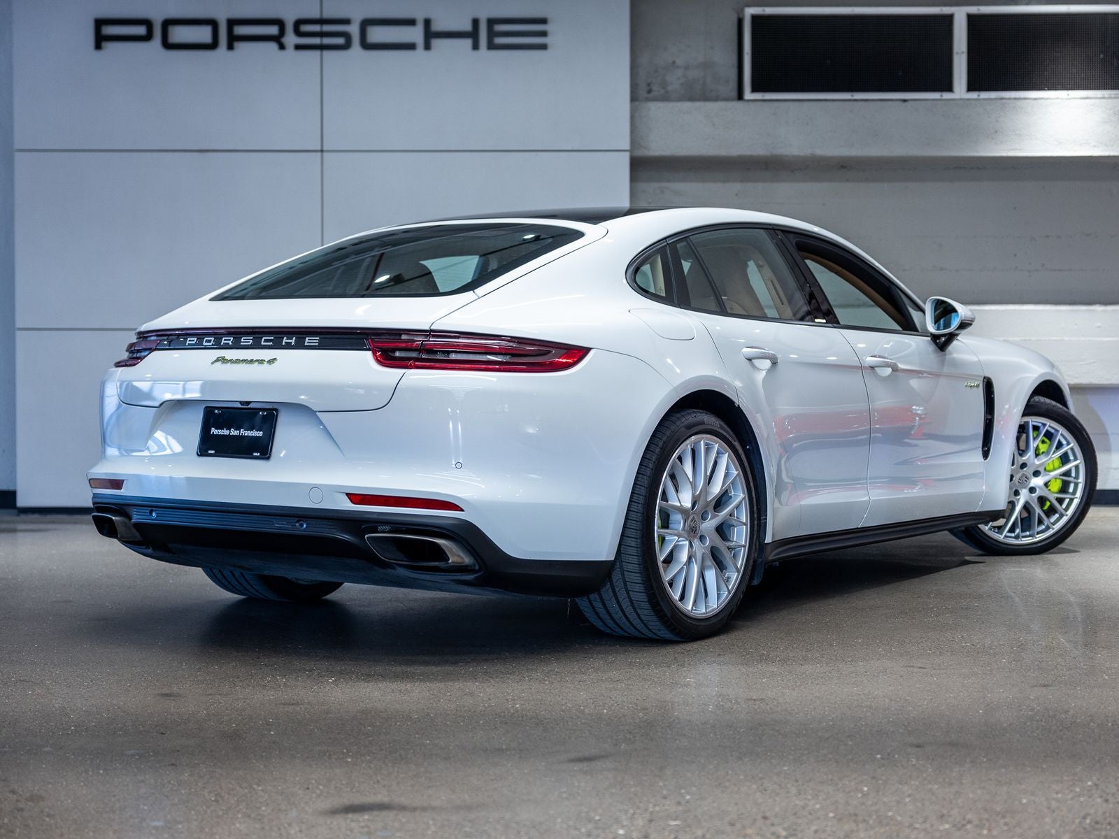 2020 Porsche Panamera Panamera 4 E-Hybrid