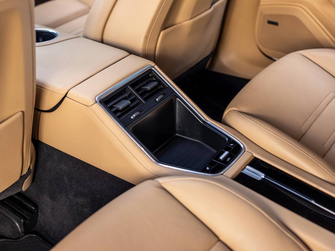 2020 Porsche Panamera Panamera 4 E-Hybrid