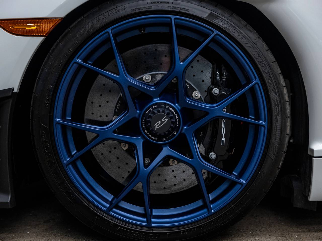 2025 Porsche 718 718 Cayman GT4 RS