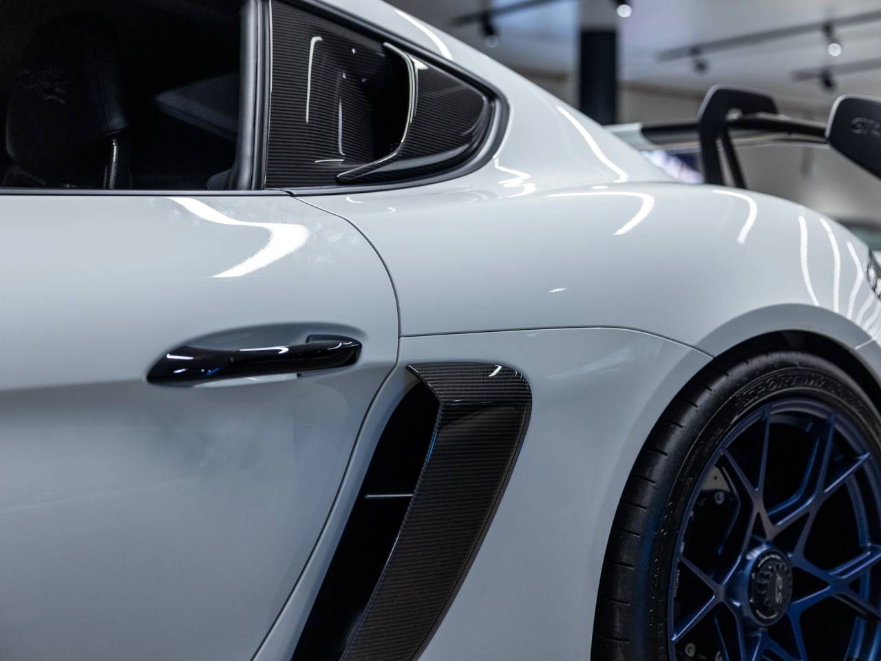 2025 Porsche 718 718 Cayman GT4 RS