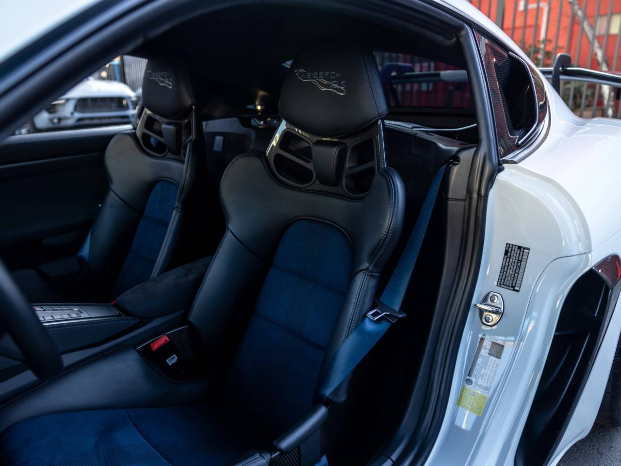 2025 Porsche 718 718 Cayman GT4 RS