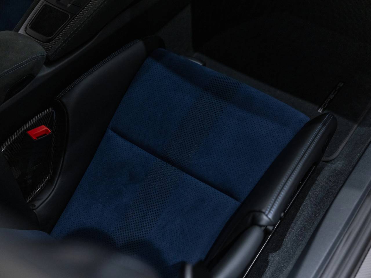 2025 Porsche 718 718 Cayman GT4 RS