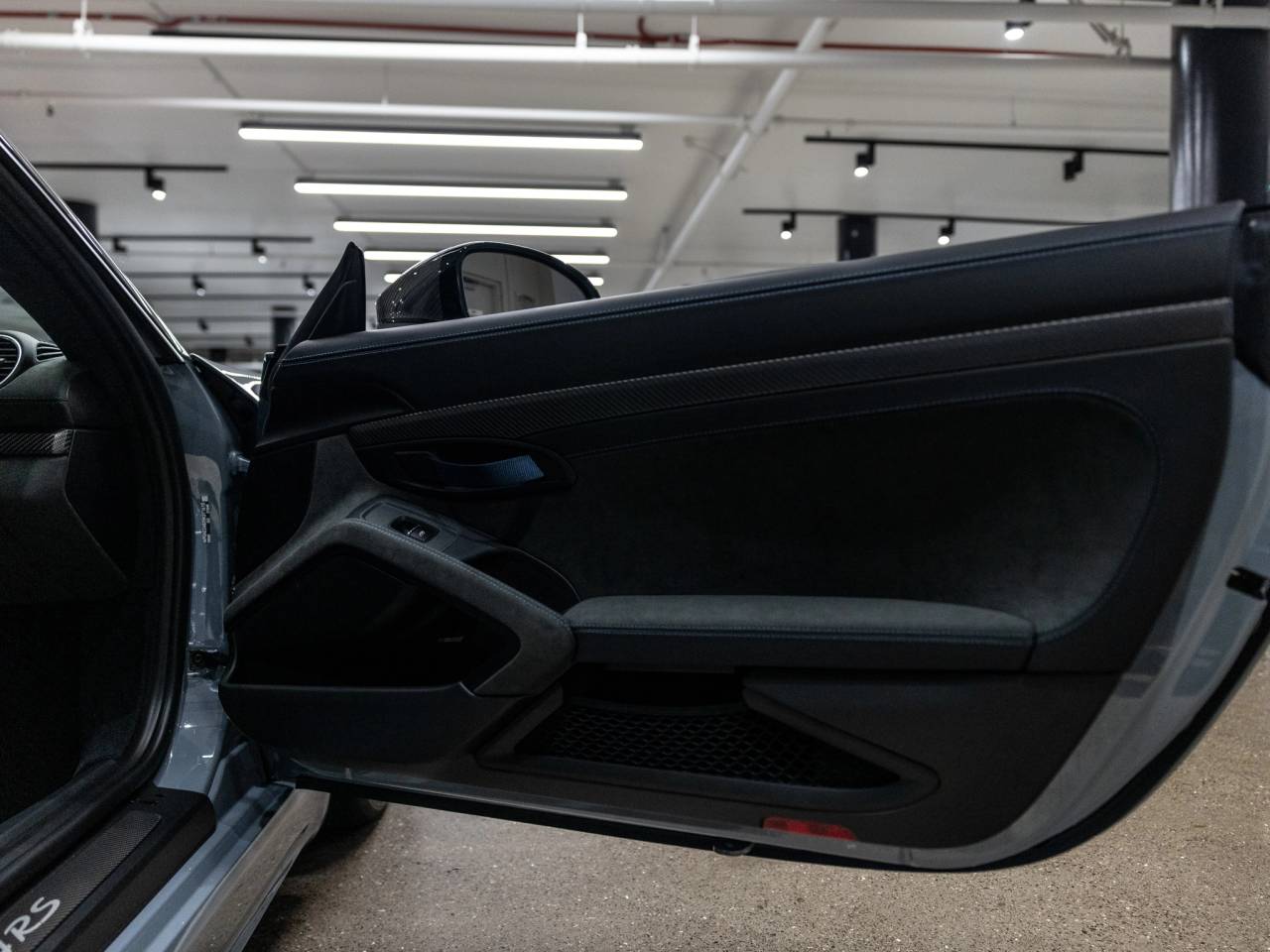 2025 Porsche 718 718 Cayman GT4 RS