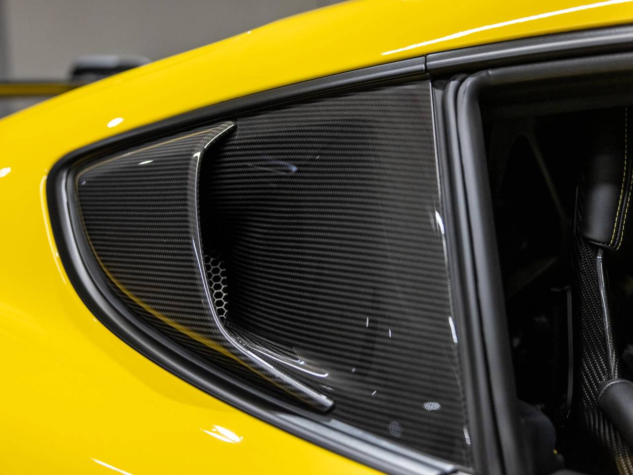 2023 Porsche 718 718 Cayman GT4 RS (MY23)