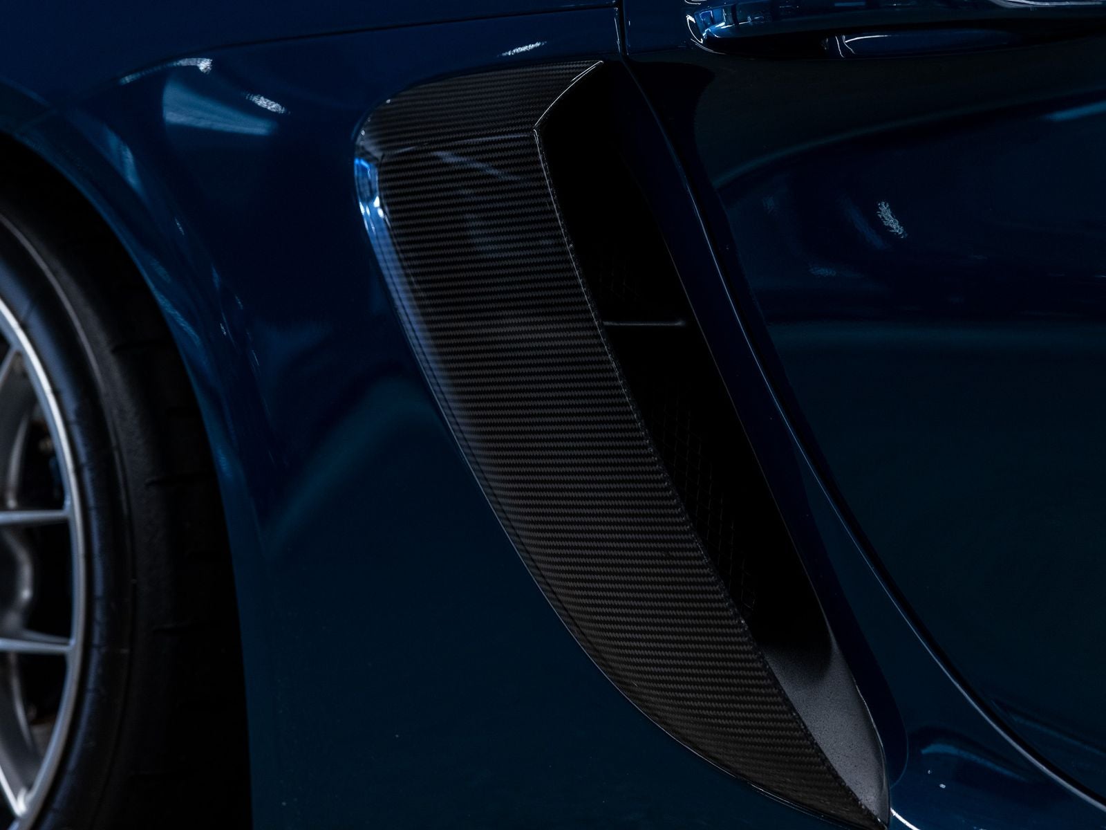 2023 Porsche 718 Cayman GT4 RS