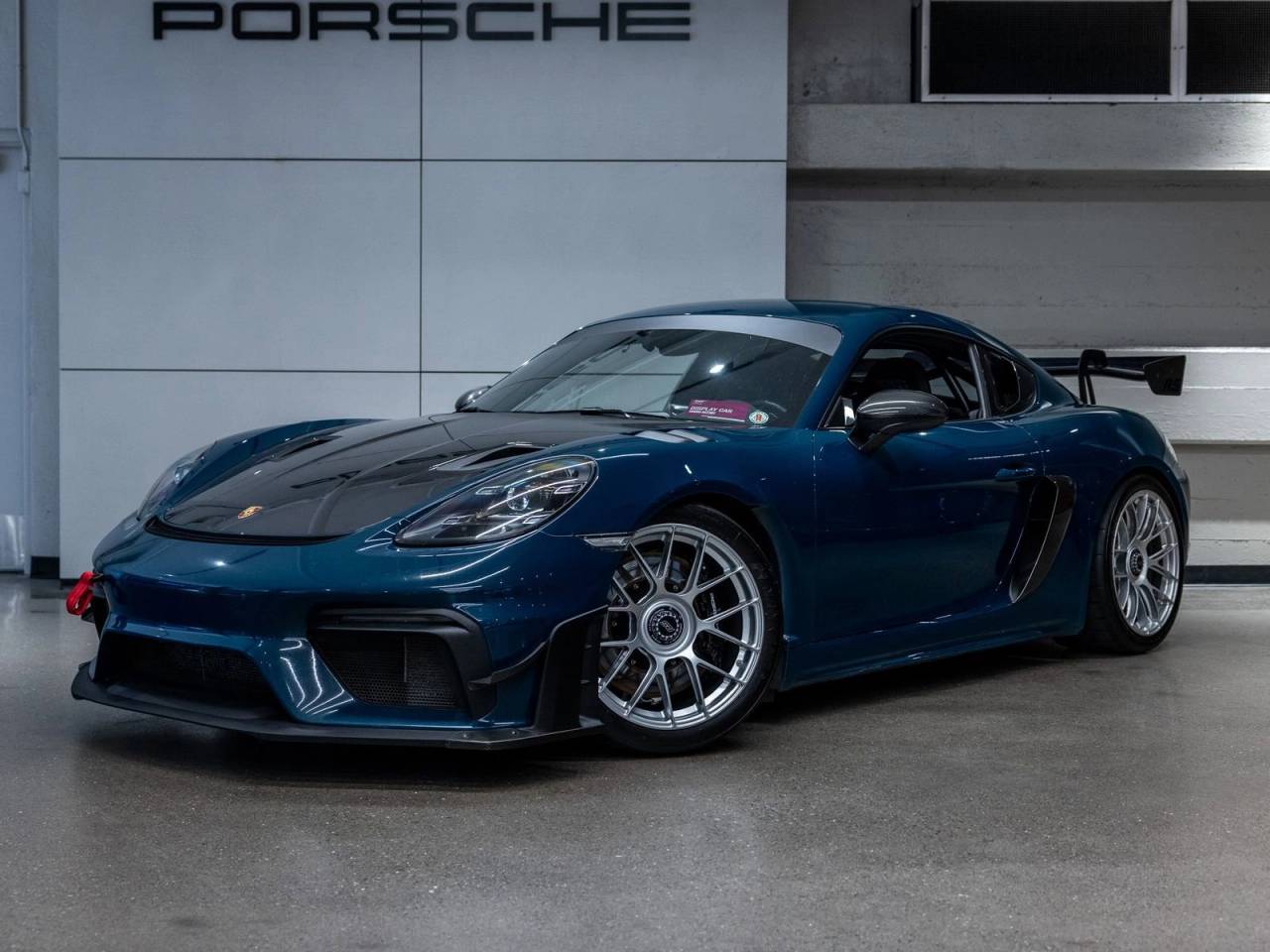 2023 Porsche 718 Cayman GT4 RS