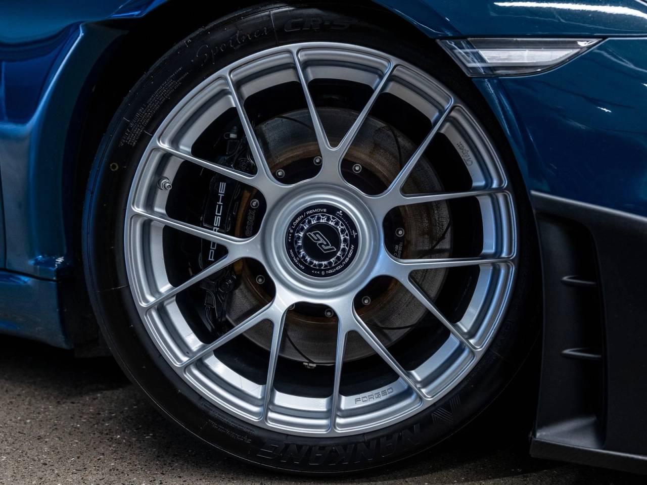 2023 Porsche 718 Cayman GT4 RS