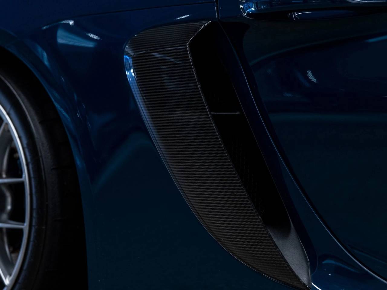 2023 Porsche 718 Cayman GT4 RS