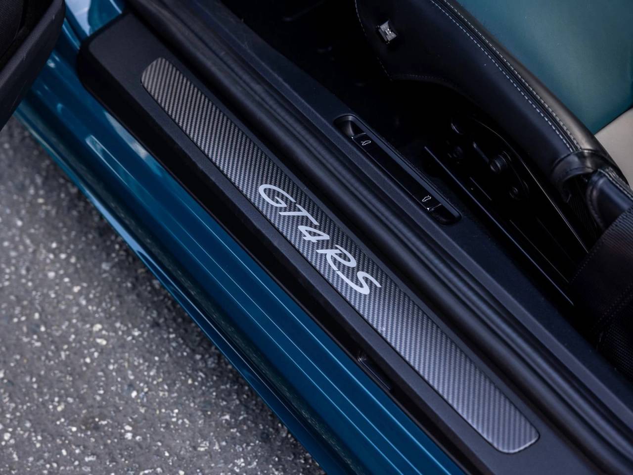 2023 Porsche 718 Cayman GT4 RS