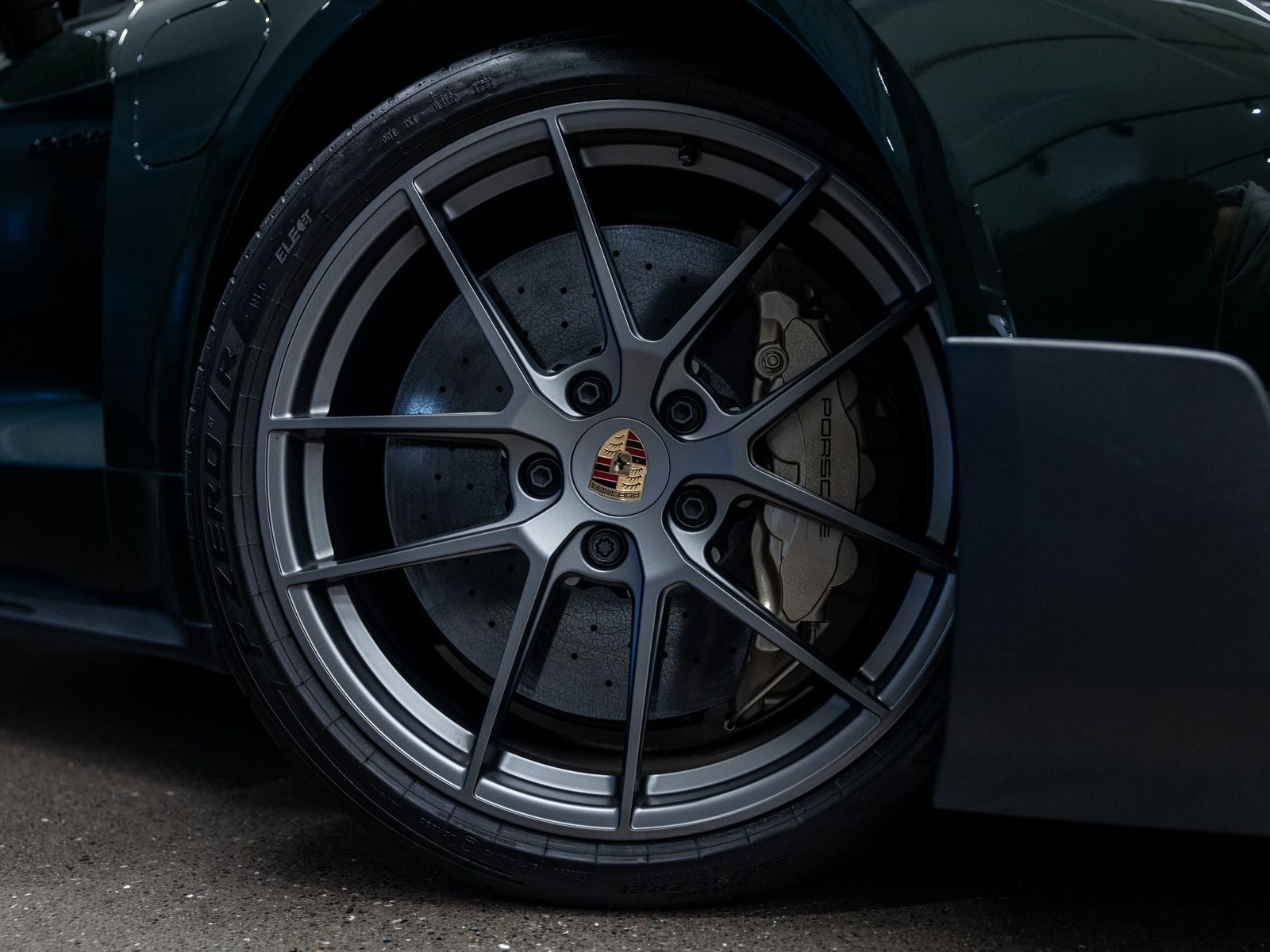 2025 Porsche Taycan Turbo GT w/Weissach Package