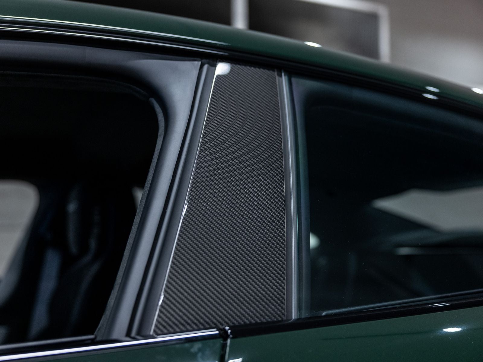 2025 Porsche Taycan Turbo GT w/Weissach Package