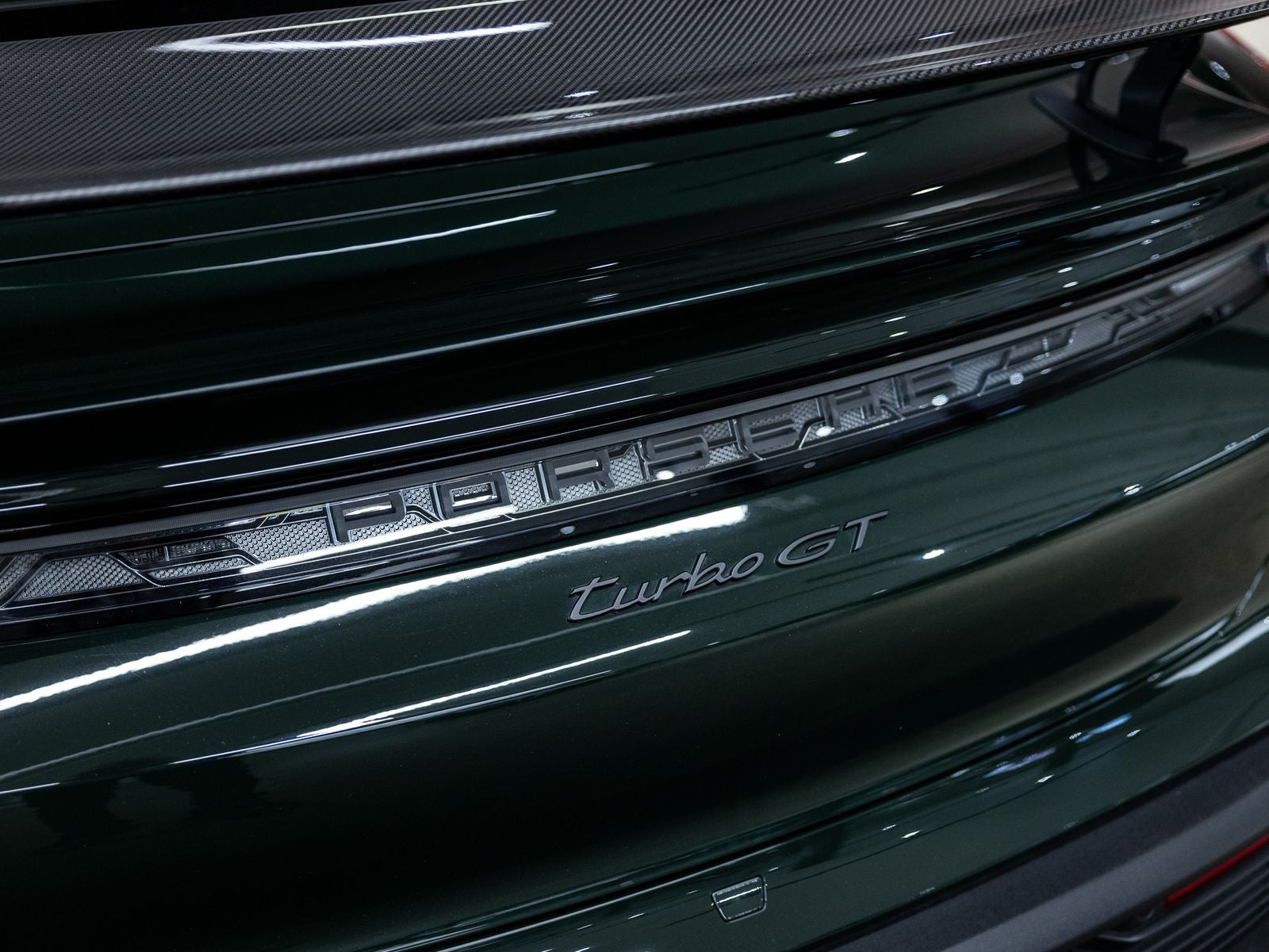 2025 Porsche Taycan Turbo GT w/Weissach Package