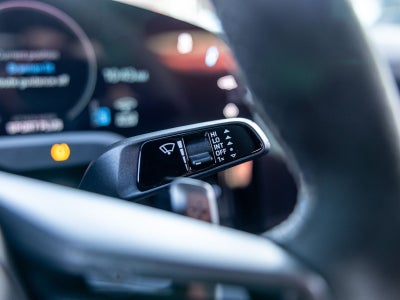 2025 Porsche Taycan Turbo GT w/Weissach Package