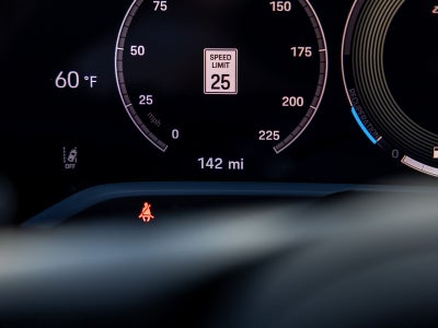 2025 Porsche Taycan Turbo GT w/Weissach Package