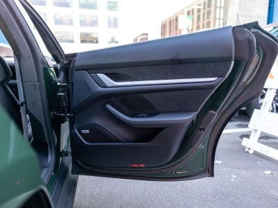 2025 Porsche Taycan Turbo GT w/Weissach Package