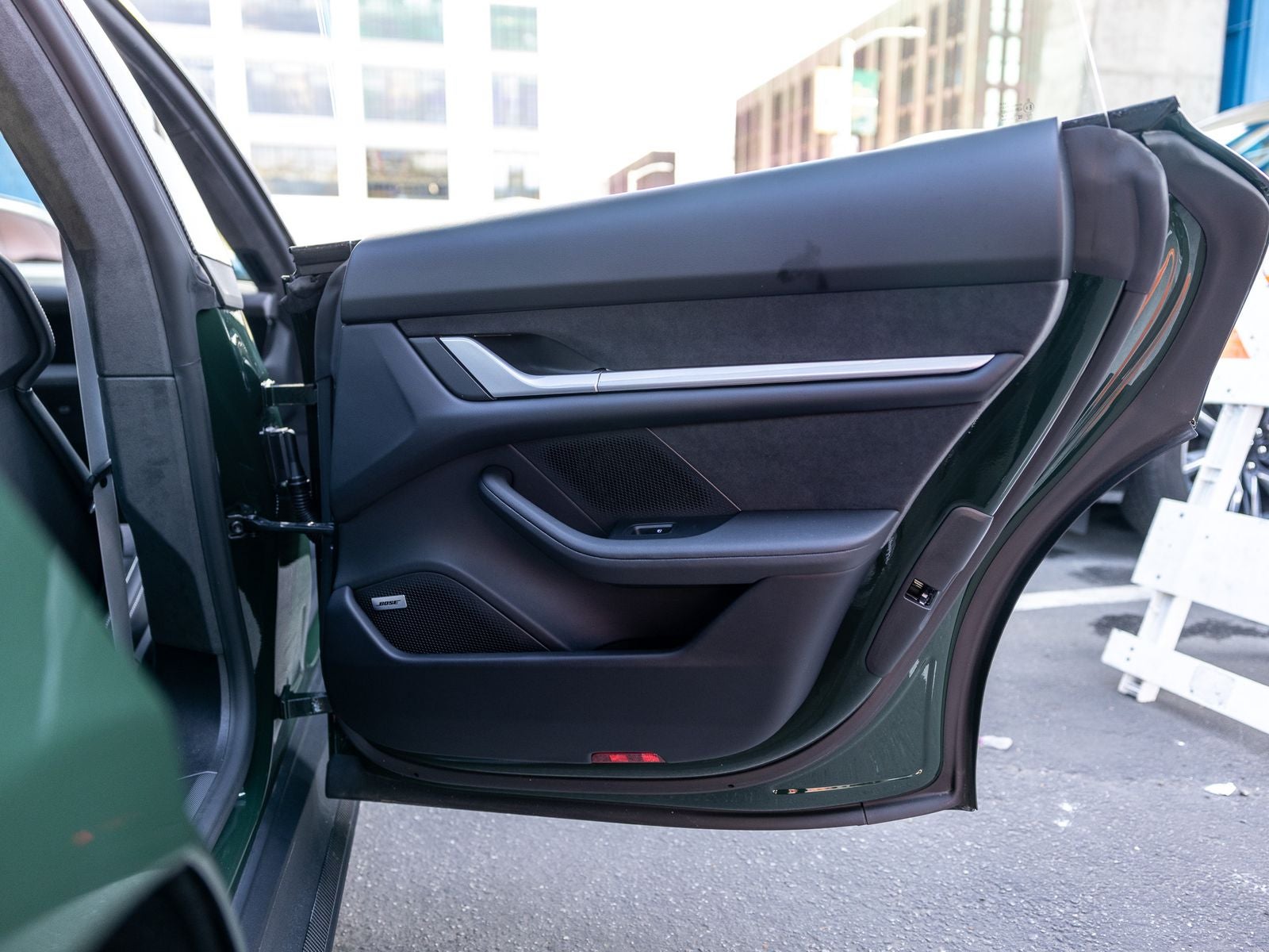 2025 Porsche Taycan Turbo GT w/Weissach Package