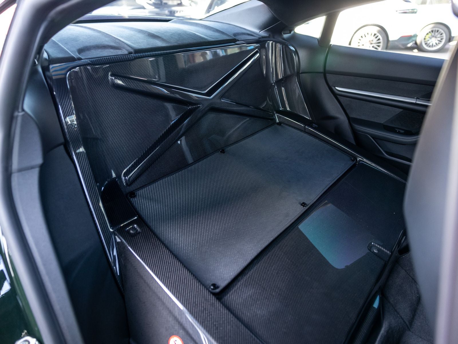 2025 Porsche Taycan Turbo GT w/Weissach Package