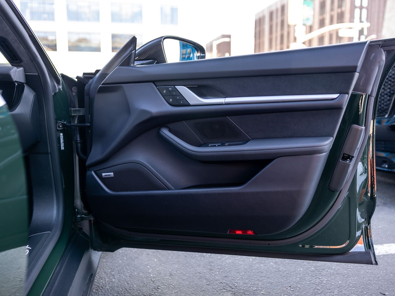 2025 Porsche Taycan Turbo GT w/Weissach Package