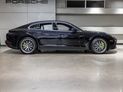 2026 Porsche Panamera Panamera 4 E-Hybrid