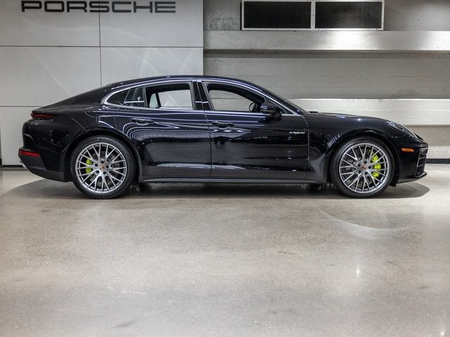 2026 Porsche Panamera Panamera 4 E-Hybrid