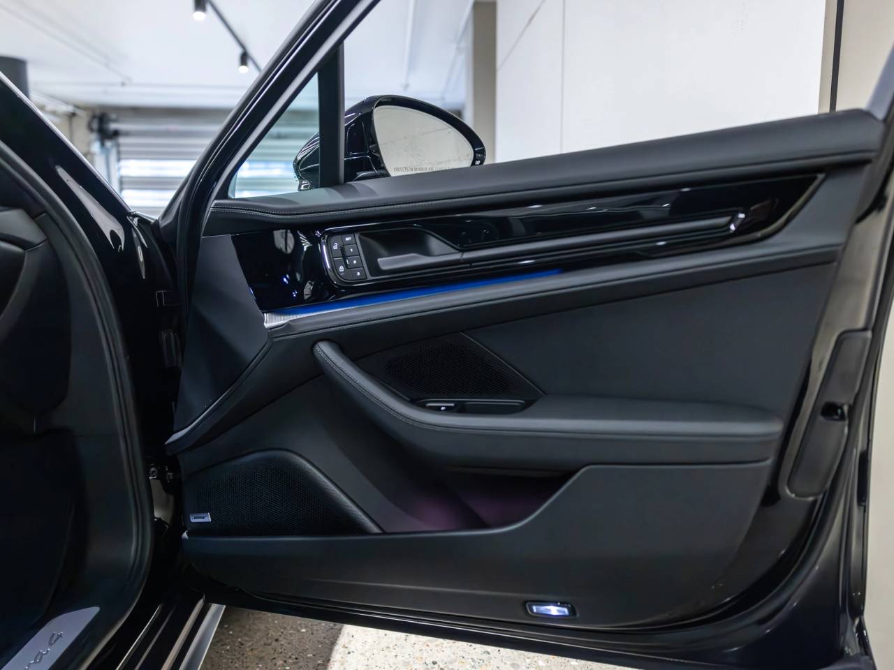 2026 Porsche Panamera Panamera 4 E-Hybrid