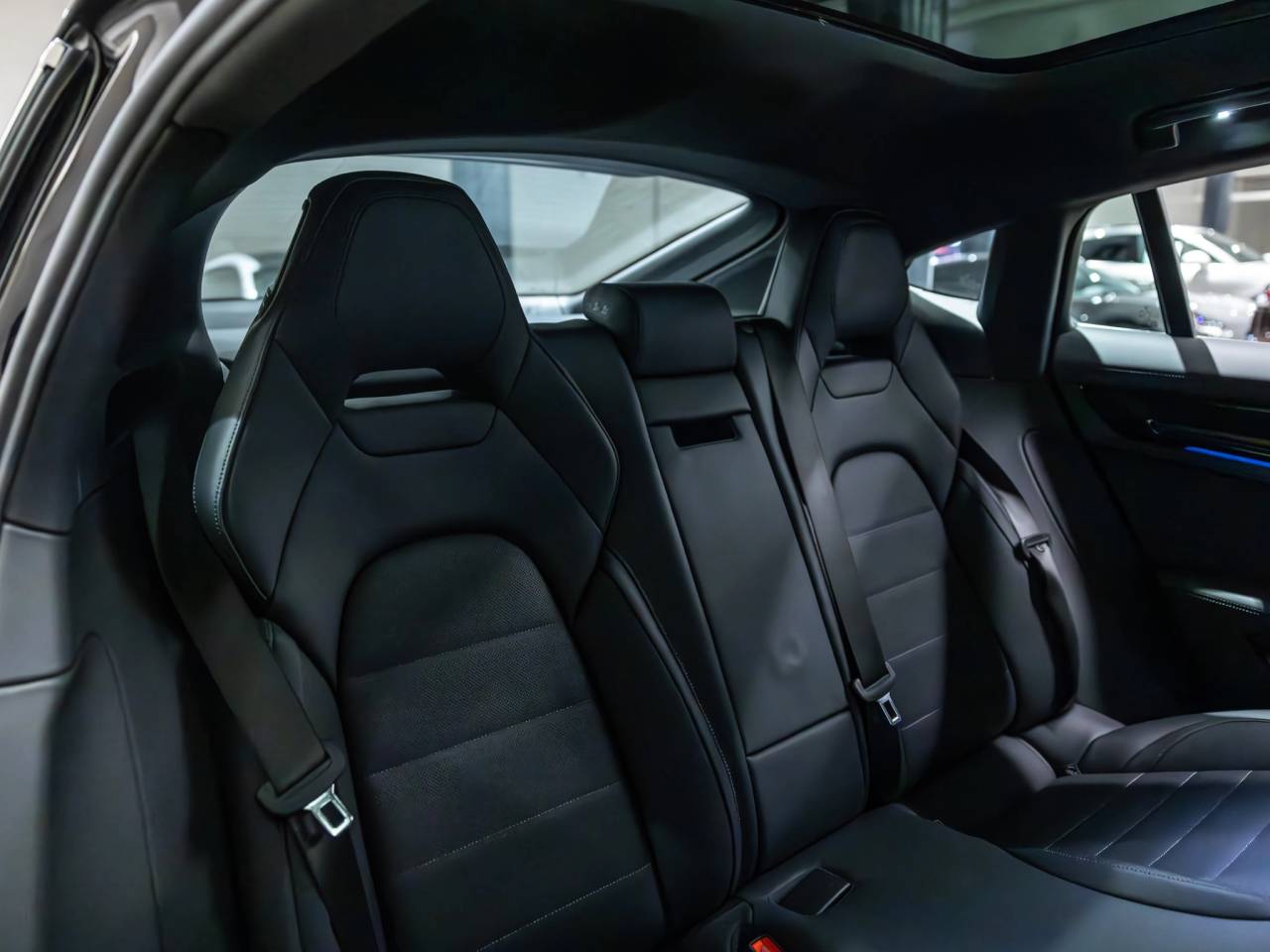 2026 Porsche Panamera Panamera 4 E-Hybrid