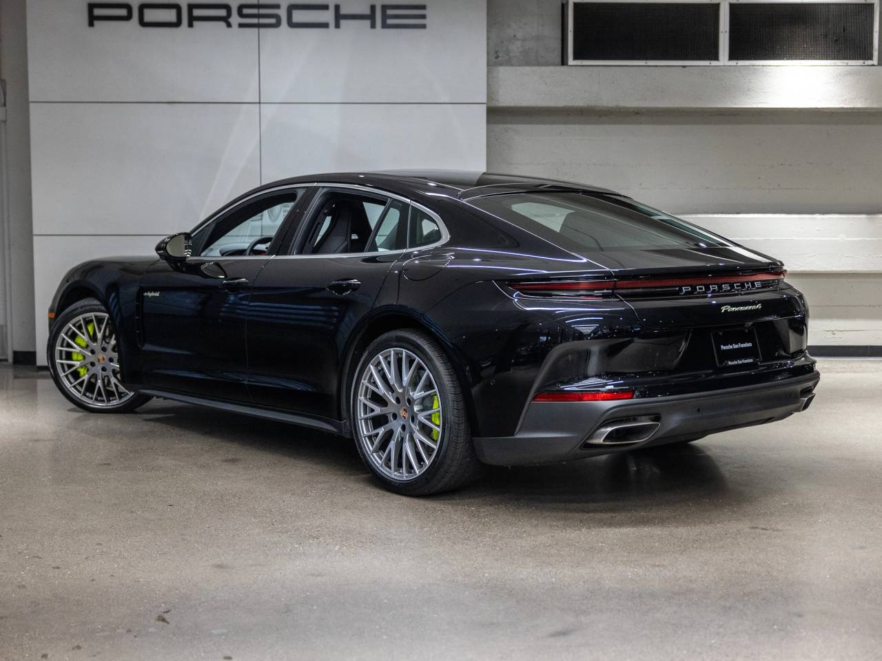 2026 Porsche Panamera Panamera 4 E-Hybrid
