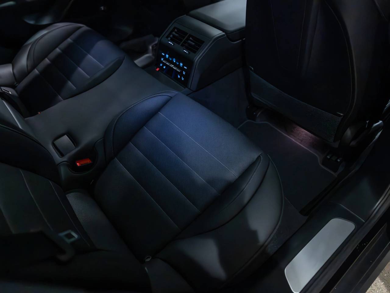 2026 Porsche Panamera Panamera 4 E-Hybrid