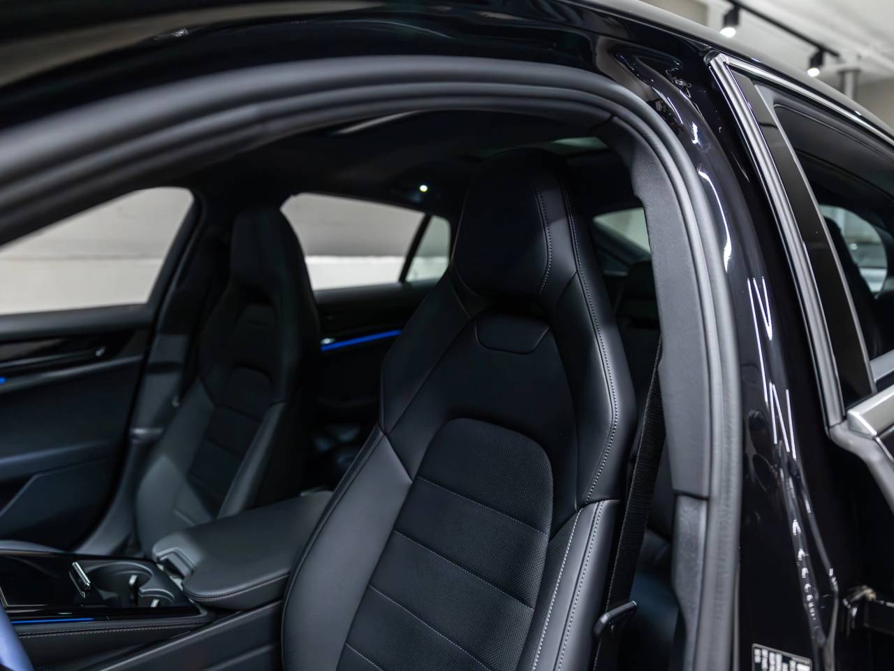 2026 Porsche Panamera Panamera 4 E-Hybrid