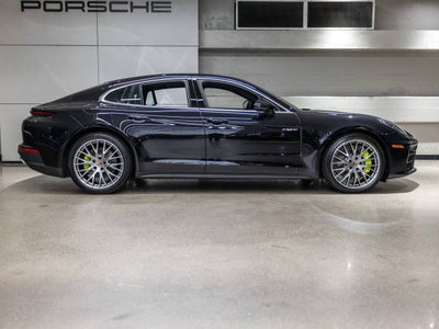 2026 Porsche Panamera Panamera 4 E-Hybrid