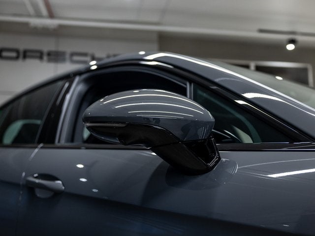 2026 Porsche Panamera Panamera 4 E-Hybrid