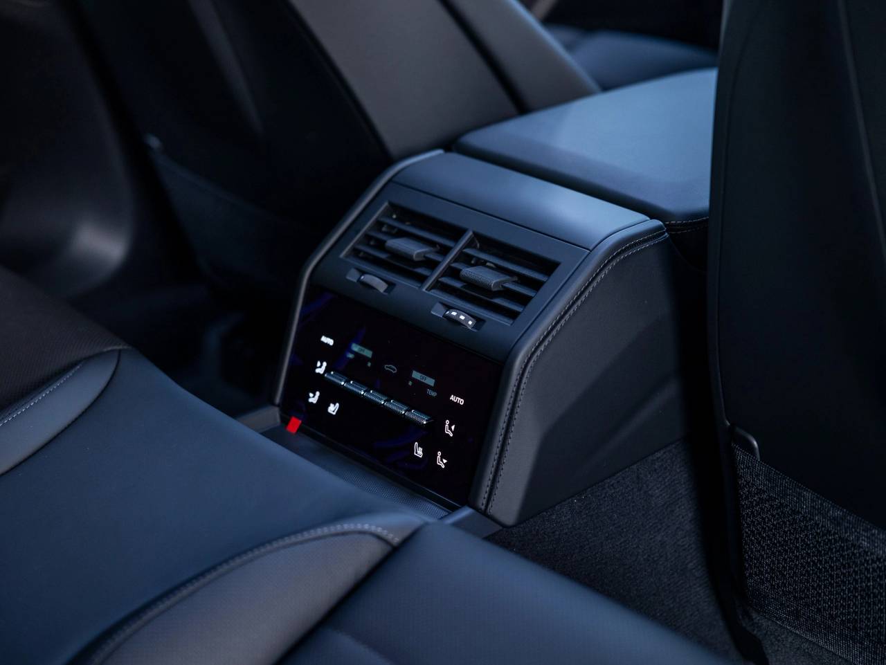 2026 Porsche Panamera Panamera 4 E-Hybrid