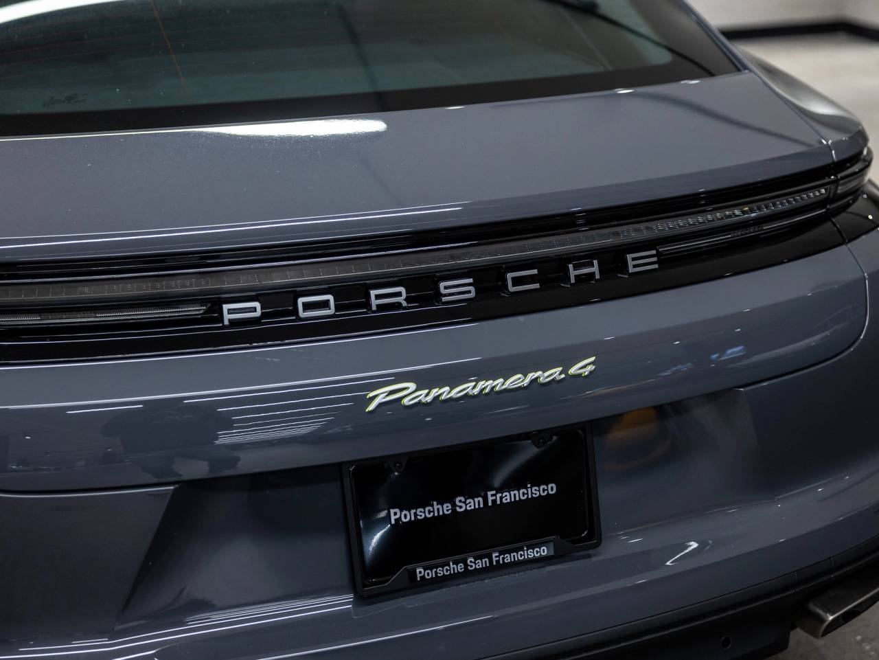 2026 Porsche Panamera Panamera 4 E-Hybrid