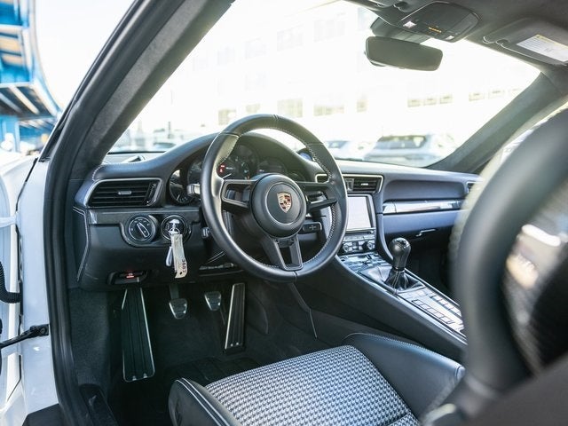 2016 Porsche 911 911 R