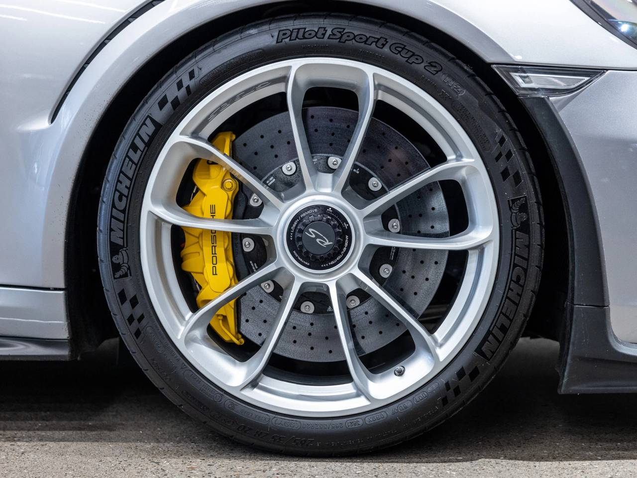 2019 Porsche 911 GT3 RS