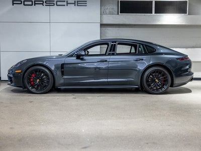 2019 Porsche Panamera Panamera GTS