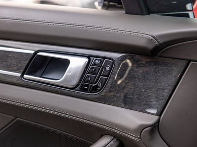 2019 Porsche Panamera Panamera GTS