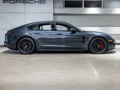 2019 Porsche Panamera Panamera GTS