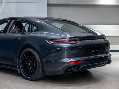 2019 Porsche Panamera Panamera GTS