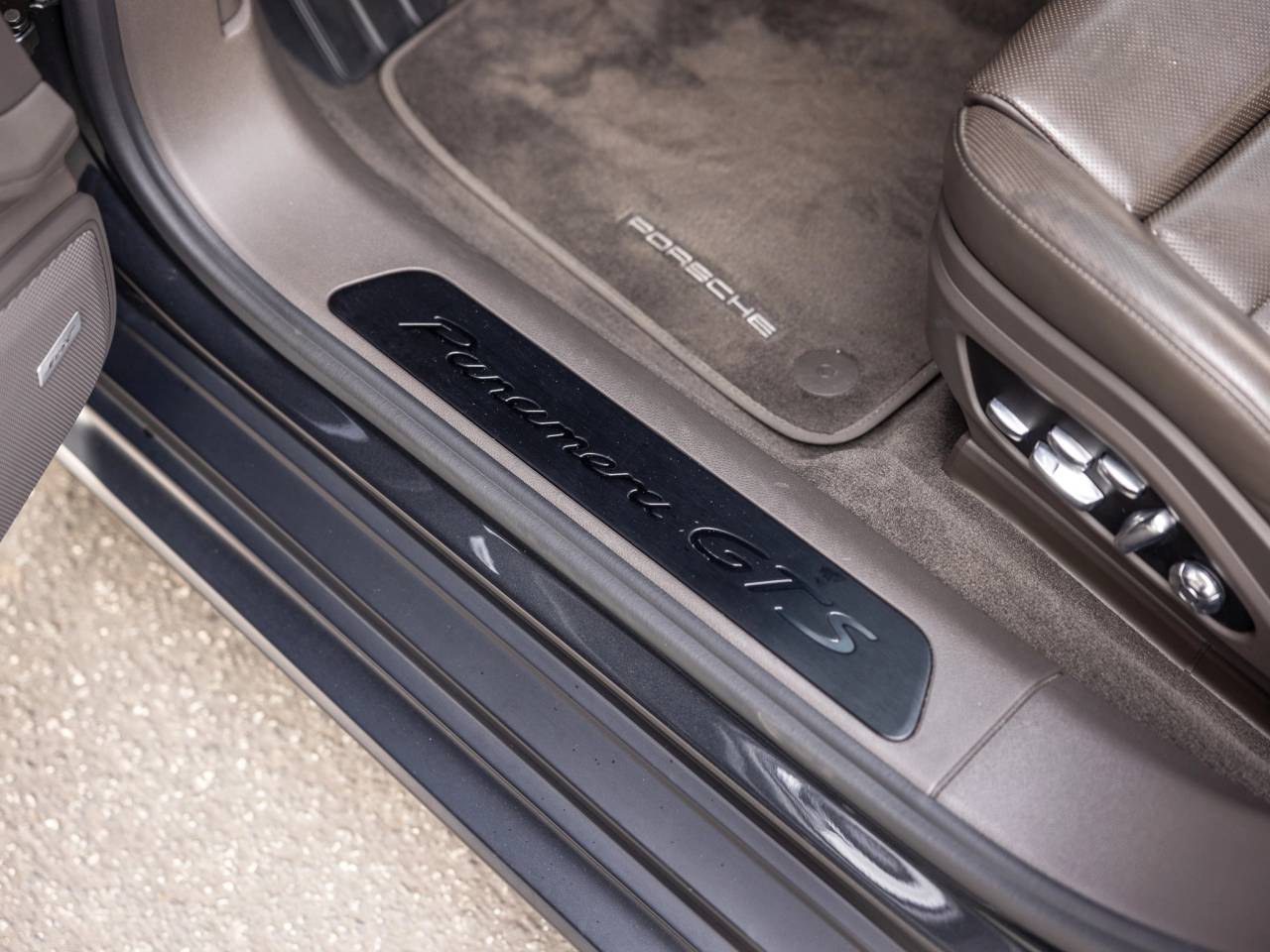 2019 Porsche Panamera Panamera GTS