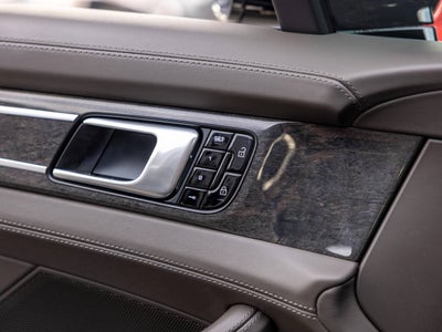 2019 Porsche Panamera Panamera GTS