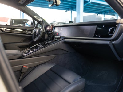 2026 Porsche Panamera Panamera GTS
