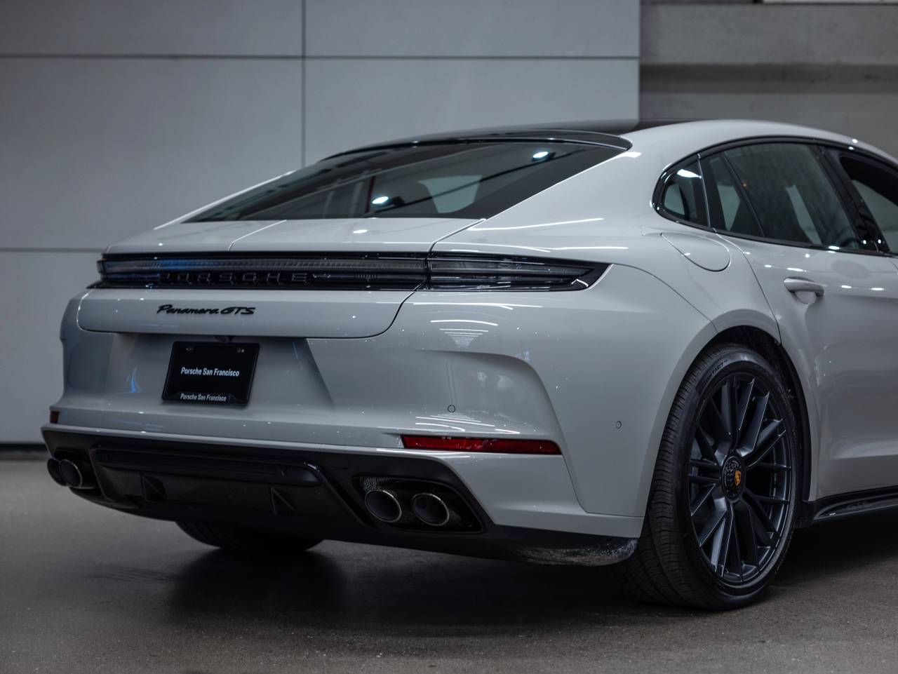 2026 Porsche Panamera Panamera GTS