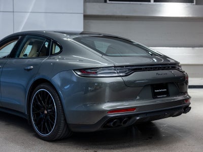 2023 Porsche Panamera Platinum Edition