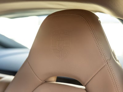 2023 Porsche Panamera Platinum Edition