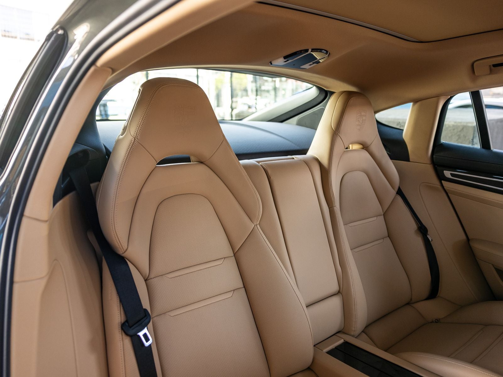 2023 Porsche Panamera Platinum Edition