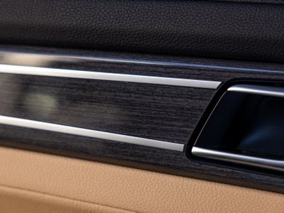 2023 Porsche Panamera Platinum Edition