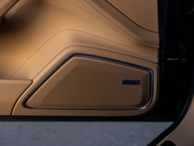 2023 Porsche Panamera Platinum Edition