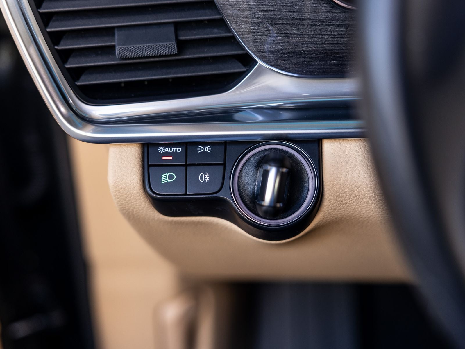 2023 Porsche Panamera Platinum Edition