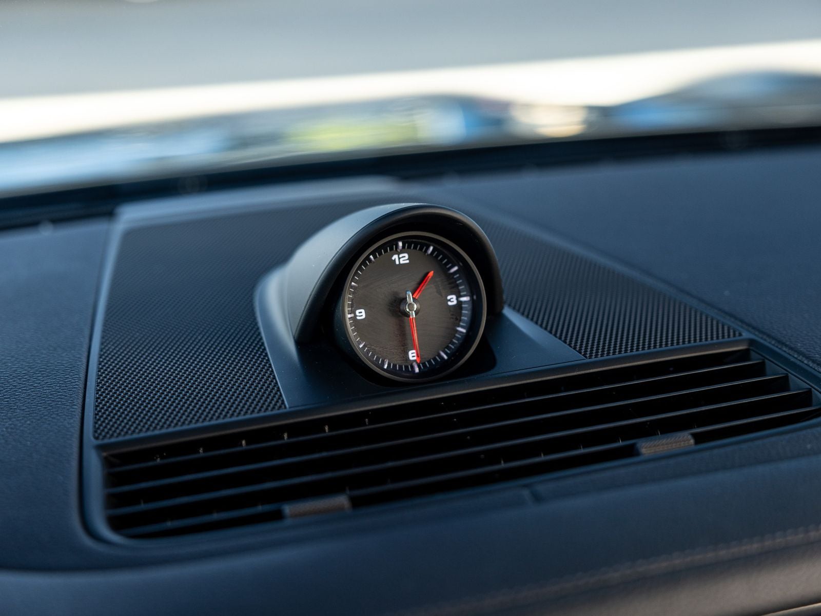 2023 Porsche Panamera Platinum Edition